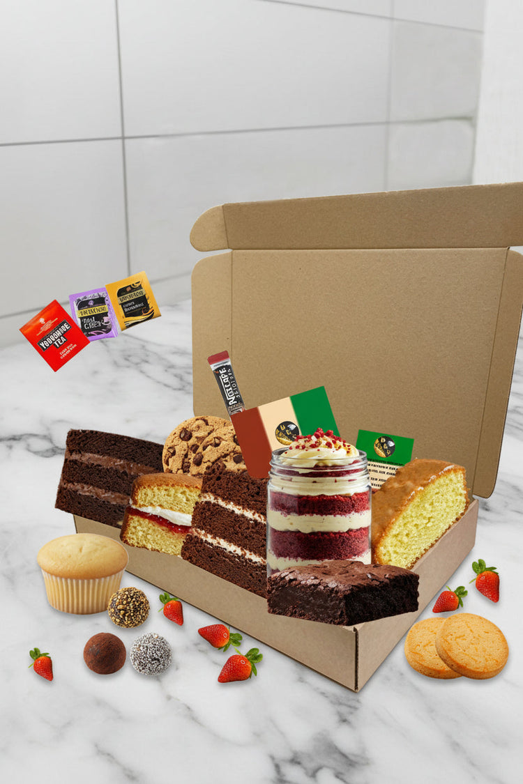 Cake jar and Treat Box